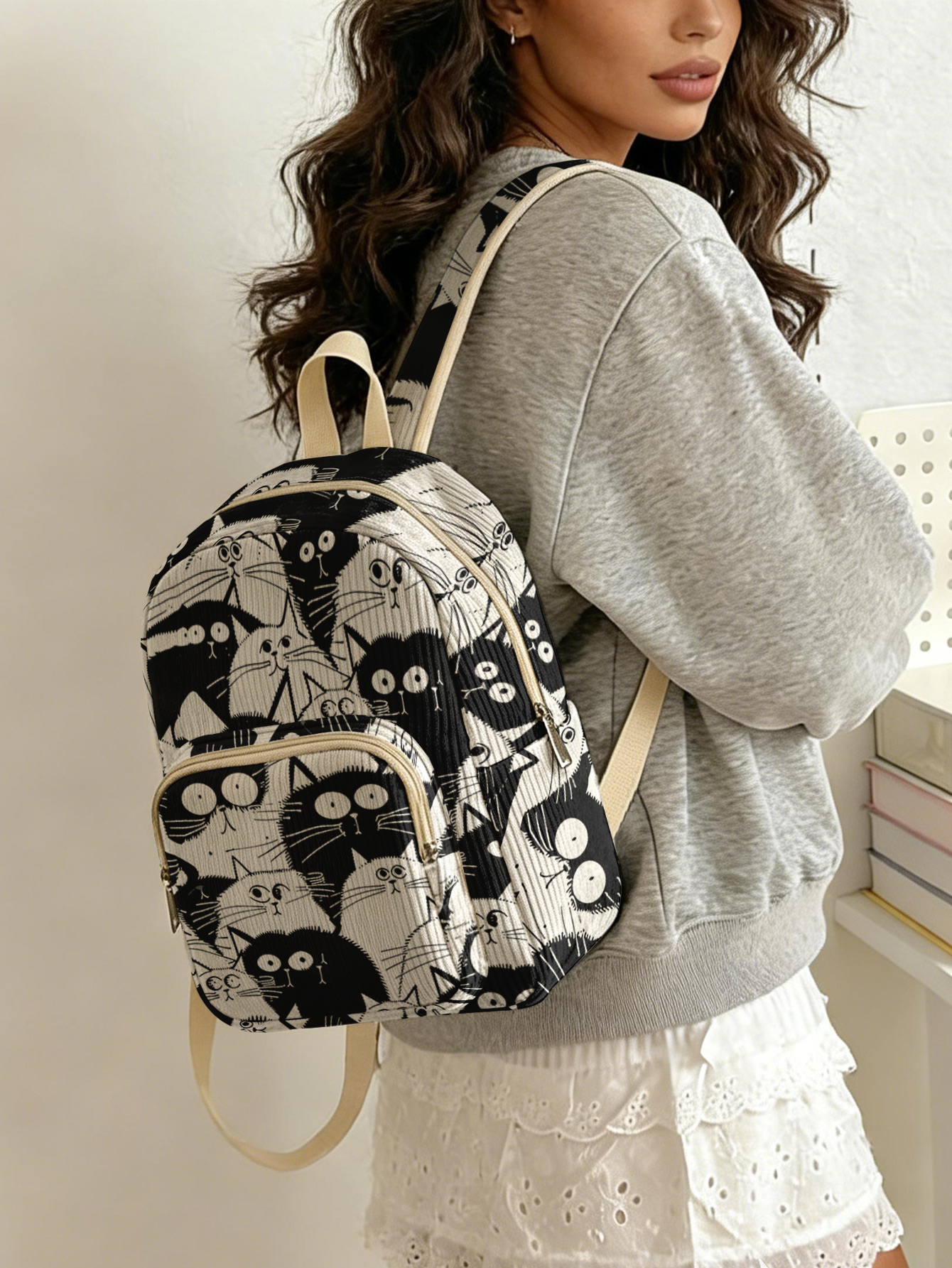 Black & White Cartoon Cats All - Women Bags White のレビューと価格