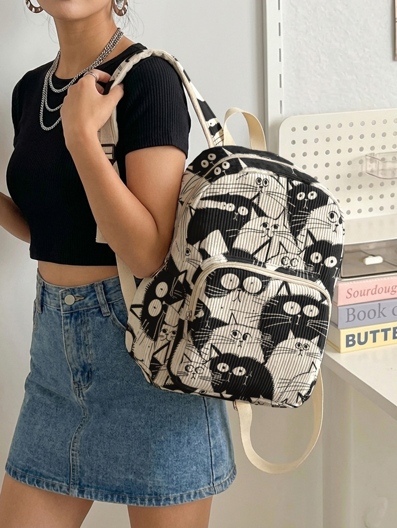Black & White Cartoon Cats All - Women Bags White のレビューと価格