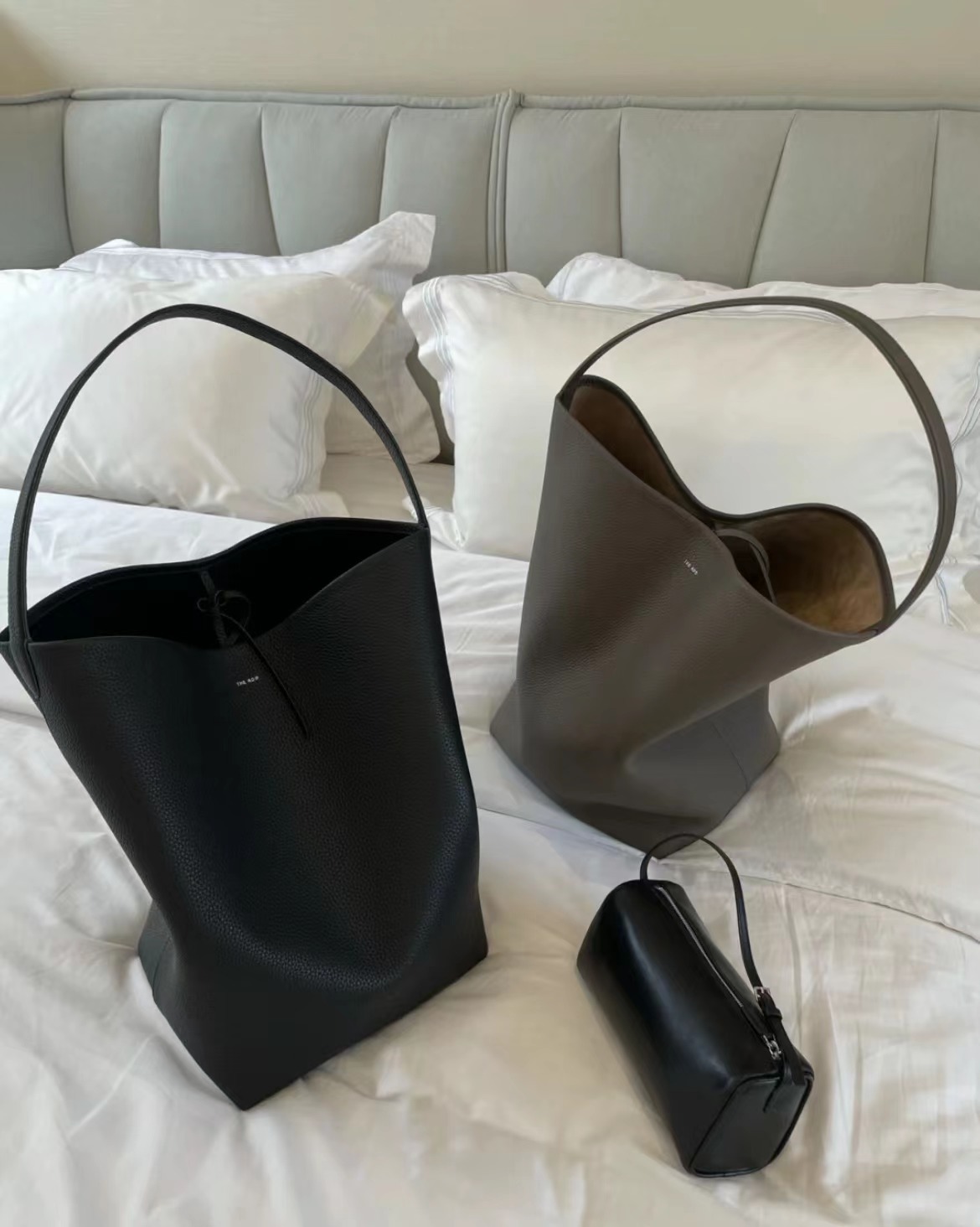 Cowhide Autumn Winter Bag: Dur - Women Bags Dkny のレビューと価格