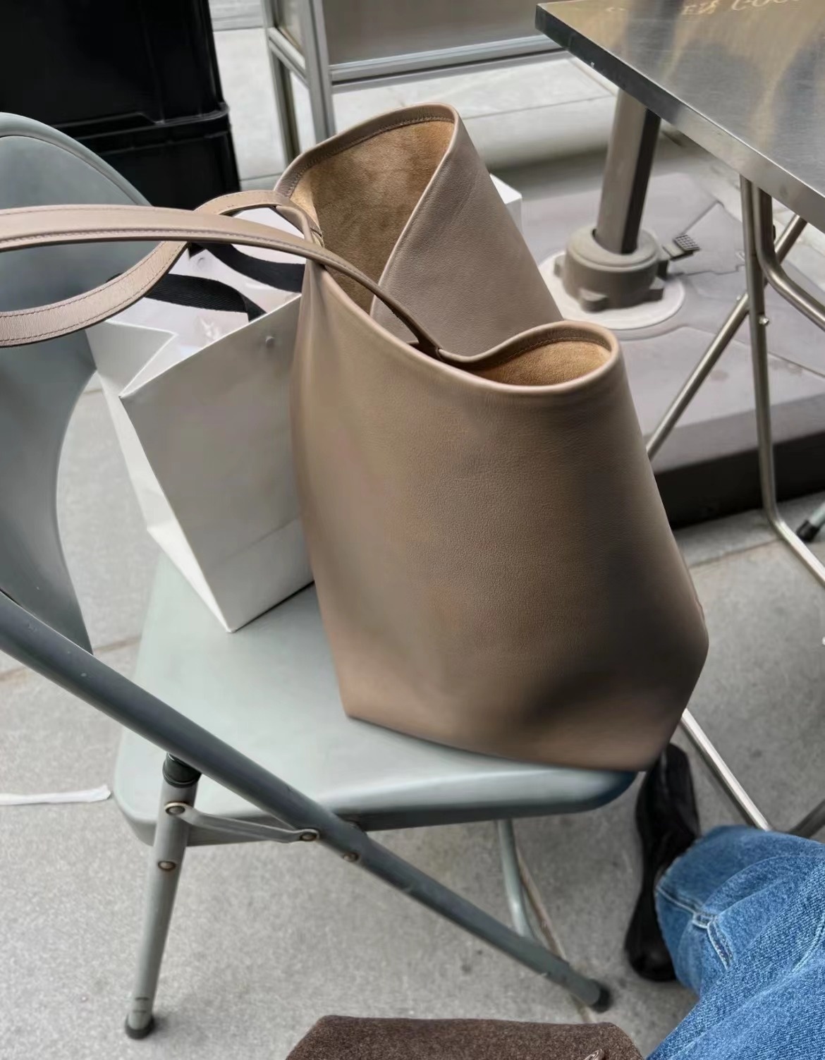 Cowhide Autumn Winter Bag: Dur - Women Bags Dkny のレビューと価格