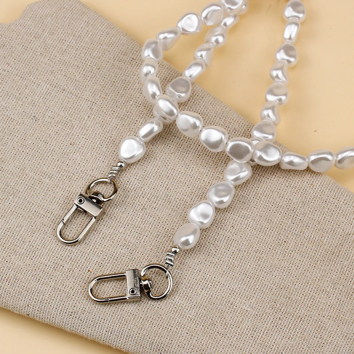 Mobile Phone Lanyard Luxury Pe - Women Bags Dkny のレビューと価格