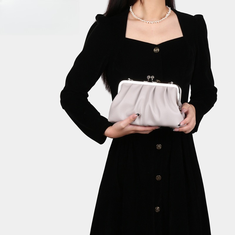 Amazon Ozon Wb Explosive Metal - Women Bags Amazon のレビューと価格