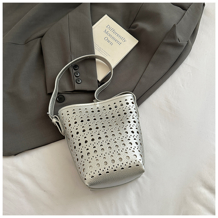 Summer popular hollow out big  - Women Bags Zadig のレビューと価格