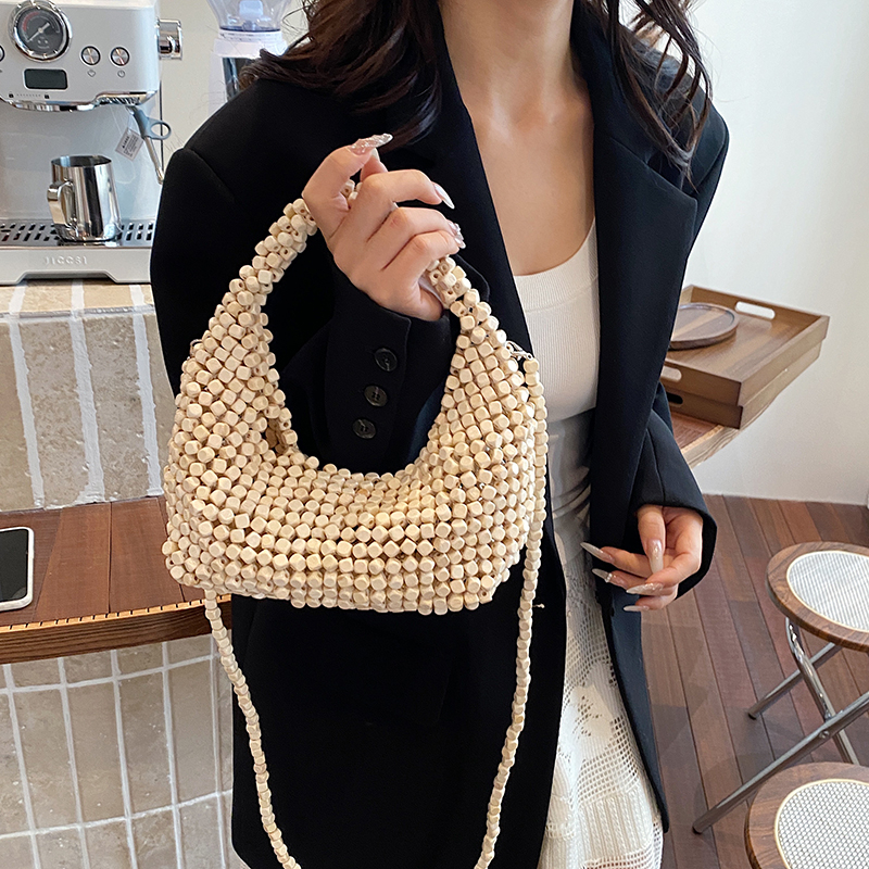 Trend Handmade Acrylic Beaded  - Women Bags In Trend のレビューと価格
