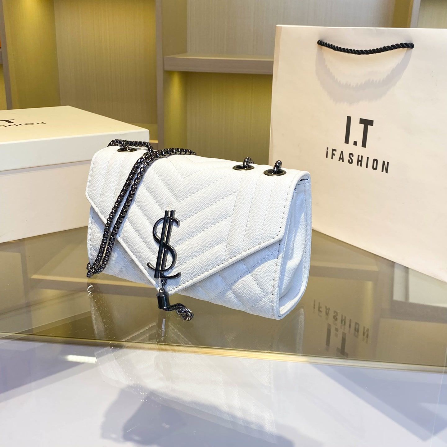 Small Square Bag for Women Ver - Women Bags Zadig のレビューと価格