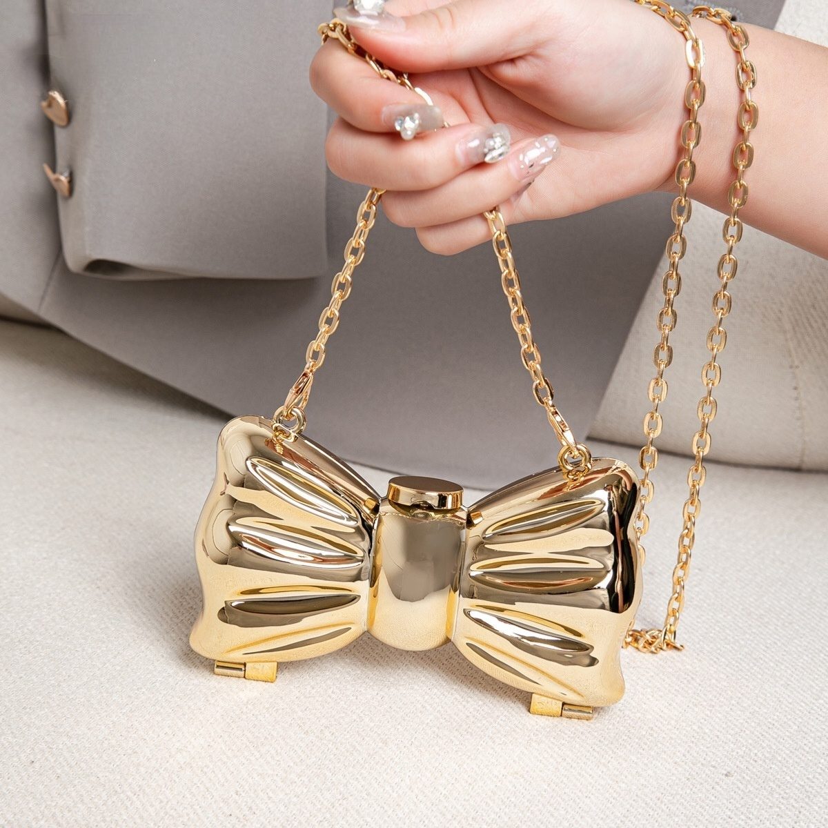 Luxury Fashion Metal Mini Hand - Women Bags Dkny のレビューと価格